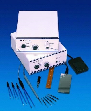 Dao đốt điện cao tần SU 100 - Italy